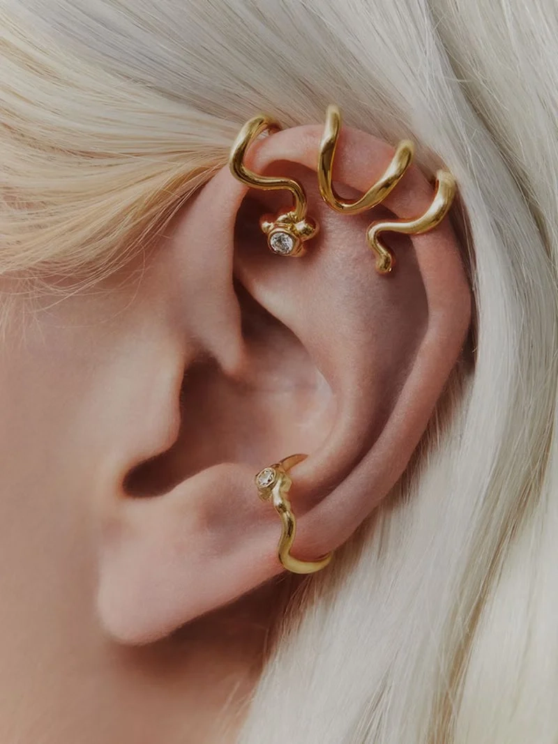 Iris Earcuff Gold - Maria Black - Snabb frakt & paketinslagning - Nordic Spectra