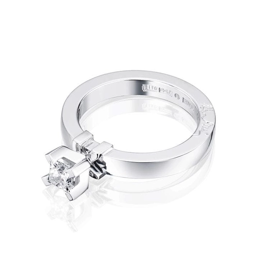 Dolce Vita Princess Ring 0.40 ct White Gold - Efva Attling ringar - Snabb frakt & paketinslagning - Nordicspectra.se