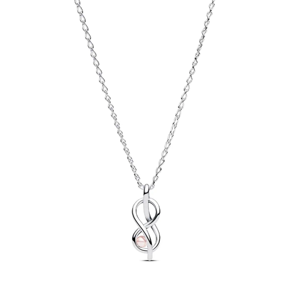 aus Sterlingsilber mit einer rosafarbenen Kunstperle und funkelnden Steinen. Einstellbare Länge. Anspruchsvolles und elegantes Design.