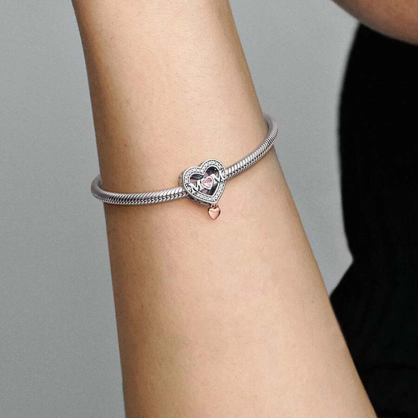 Bicolor Offen gearbeitetes Mum & Herz Charm von PANDORA, Schneller Versand - Nordicspectra.de