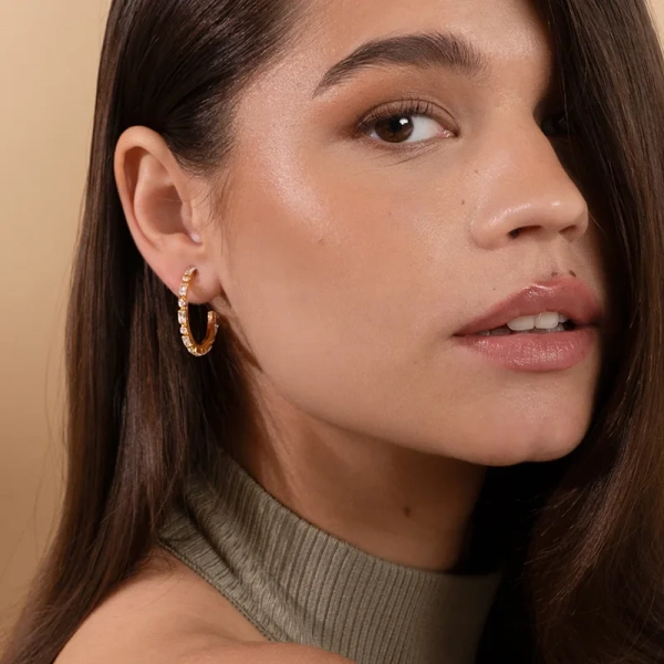 perfekt för att ge en lyxig touch till din outfit.