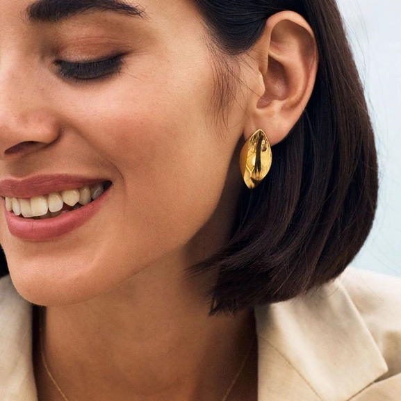 Callisia Studs L Gold - Edblad - Snabb frakt & paketinslagning - Nordic Spectra