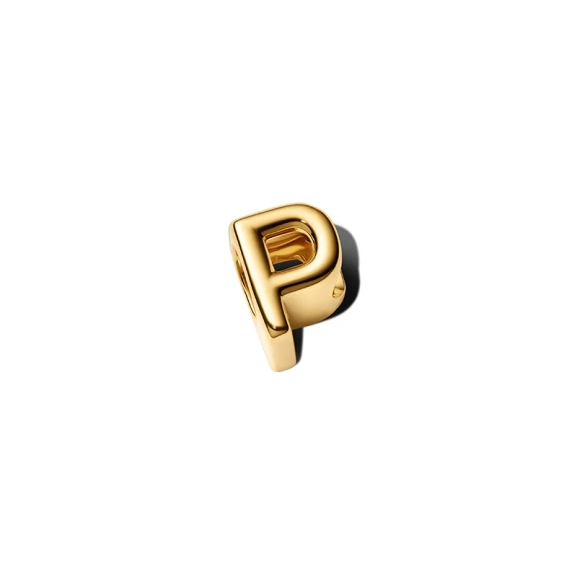 Bokstaven P Berlock Guld från Pandora. Skapa din egen berlocksamling och låt din stil skina med denna exklusiva Pandora-berlock.