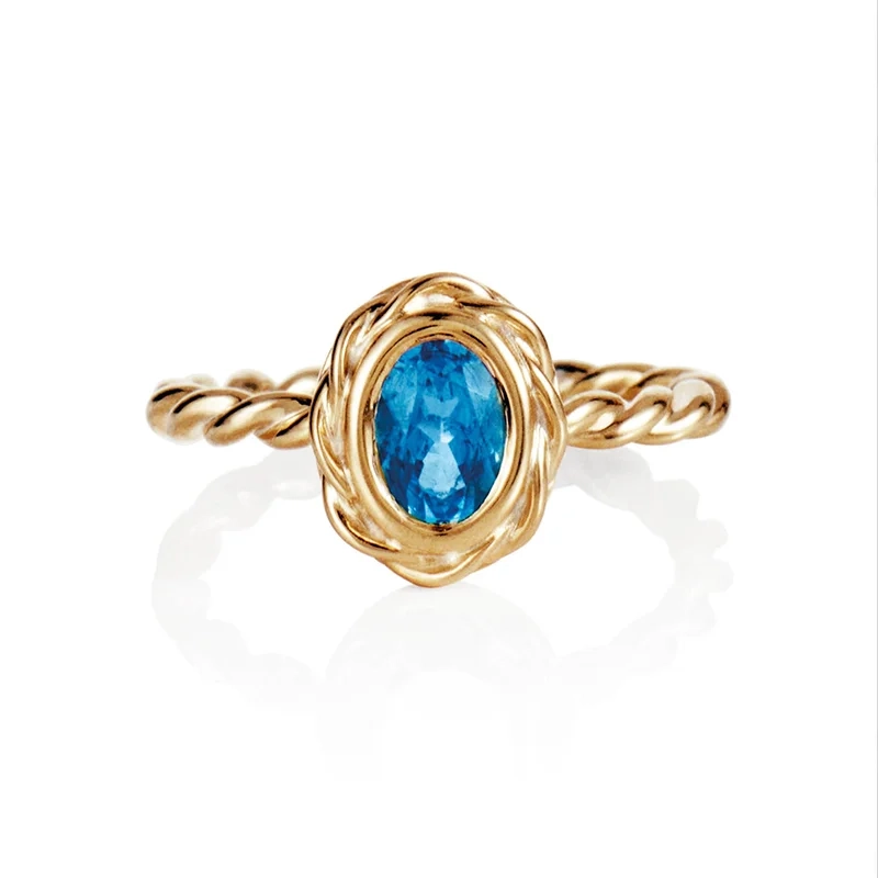 Efva Attling - Wrapped Colour Ring - Blue Topaz Gold