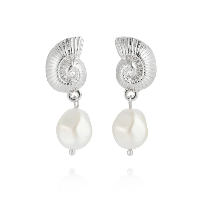 Caroline Svedbom - Seadora Earrings Rhodium Pearl