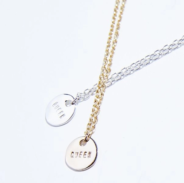 Queen Coin Bracelet Gold - Emma Israelsson - Snabb frakt & paketinslagning - Nordicspectra.se