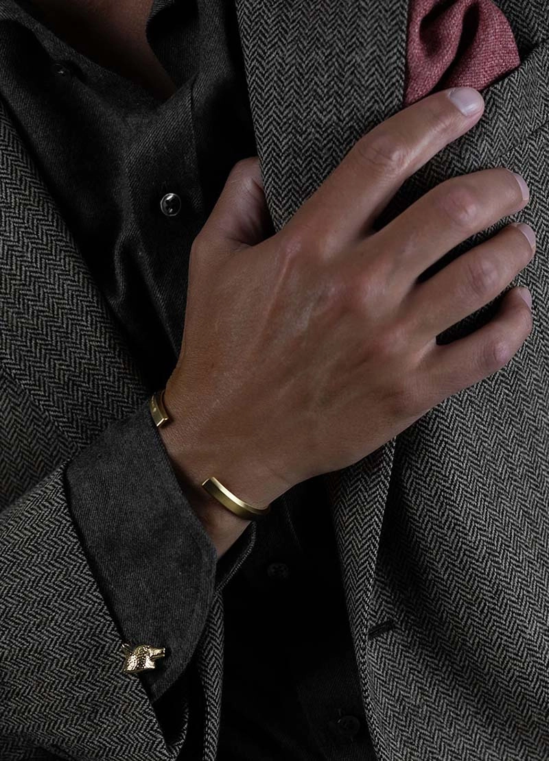 Icon Cuff - Matte Gold - Skultuna - Snabb frakt & paketinslagning - Nordicspectra.se