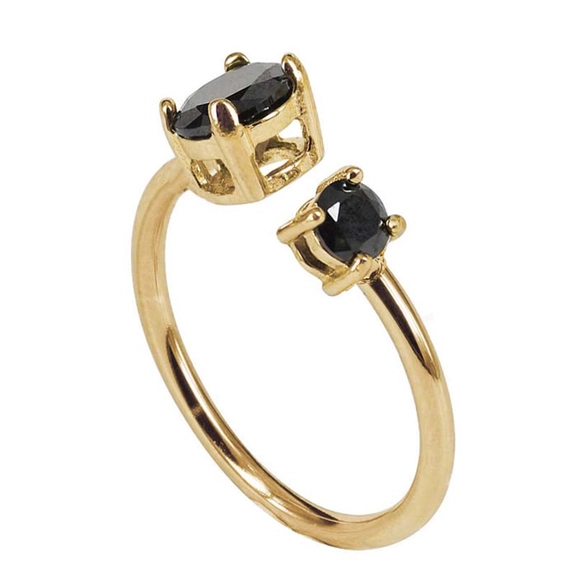FRIDA Ring Svart/Guld - Astrid & Agnes - Snabb frakt & paketinslagning - Nordicspectra.se