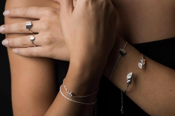 Roof Small Ring Silver -CU Jewellery - Snabb frakt & paketinslagning - Nordicspectra.se