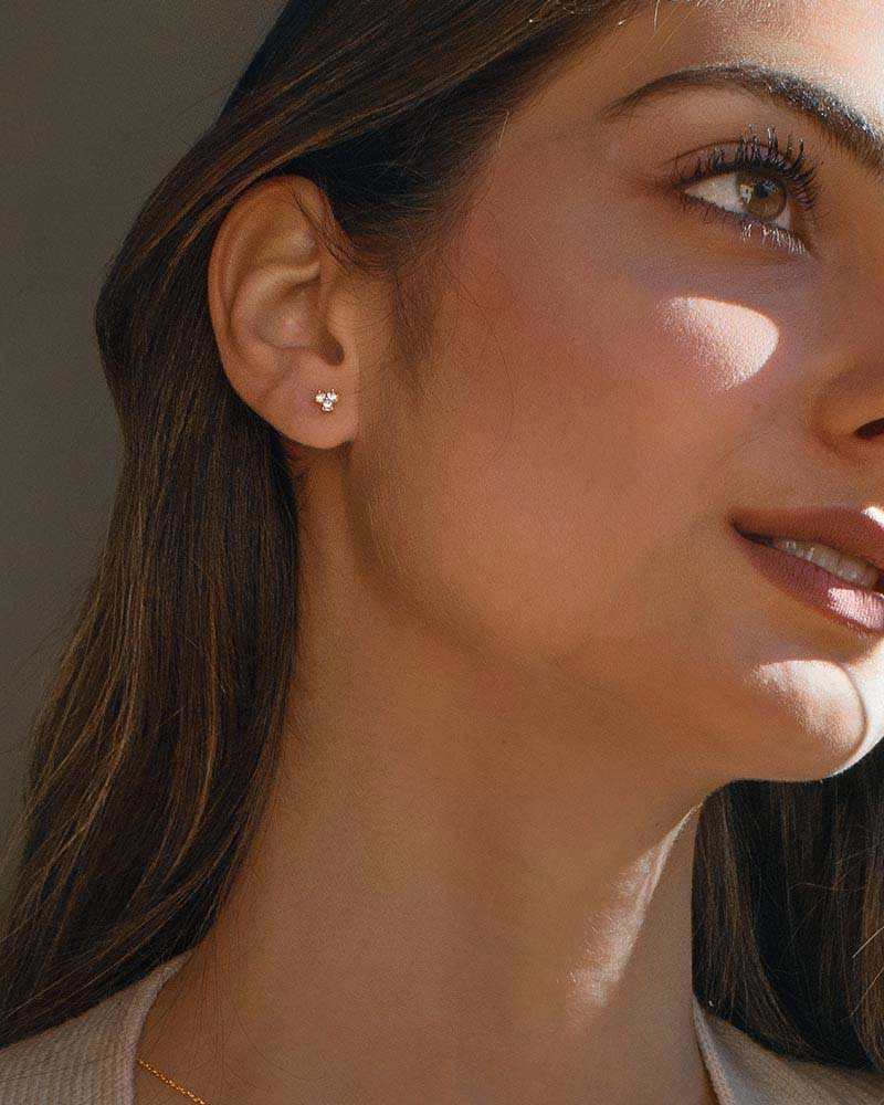 Petite Star Studs Gold Diamonds - Drakenberg/Sjölin - Suuri valikoima & ilmainen lahjapaketointi - Nordicspectra.fi