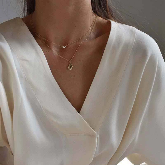 A Forest Drop Necklace Gold - Drakenberg Sjölin Halsband - Snabb frakt & paketinslagning - Nordicspectra.se