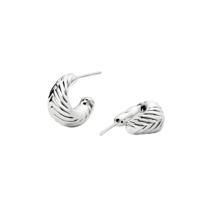 Bolded Little Sis Chevron Silver - Syster P - Suosittuja koruja kaikkiin tilanteisiin