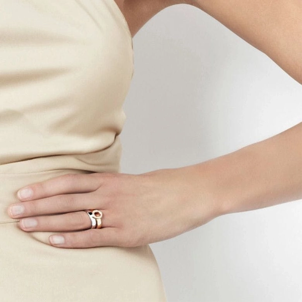 Smooth Ring  - Efva Attling ringar - Snabb frakt & paketinslagning - Nordicspectra.se