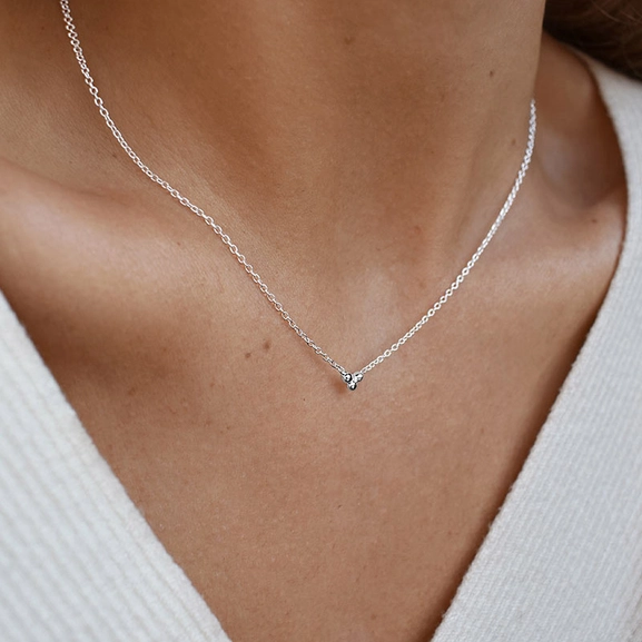 Drops Necklace - Drakenberg/Sjölin - Suuri valikoima & ilmainen lahjapaketointi - Nordicspectra.fi