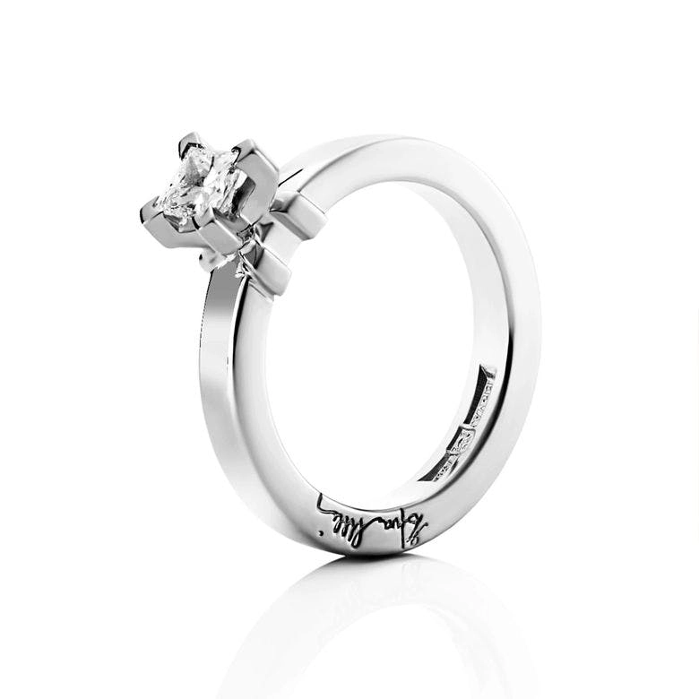 Efva Attling - Dolce Vita Princess Ring 0.40 ct White Gold