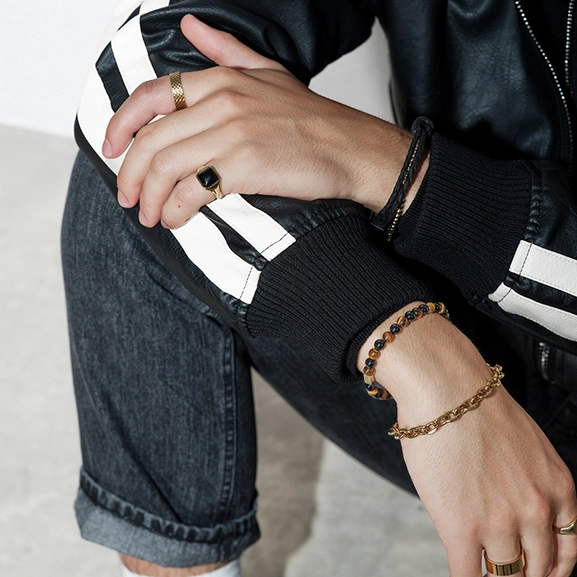 NEO Ring Guld/Svart - AROCK - Trendiga herrsmycken - Nordic Spectra