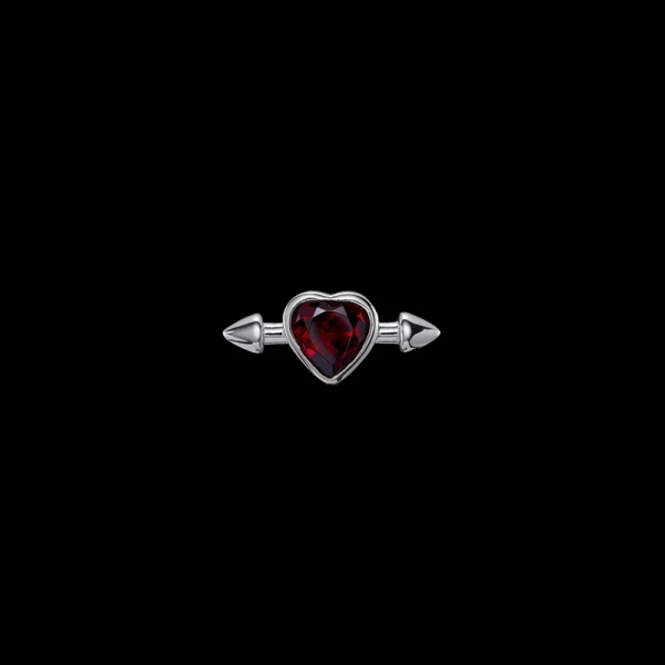 Pierced Heart Ear Stud Red Garnet - Maria Nilsdotter - 1-2 dagars leverans - Nordic Spectra
