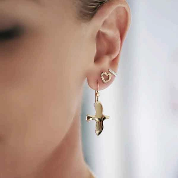 Dove Earrings Gold - Emma Israelsson - Snabb frakt & paketinslagning - Nordicspectra.se