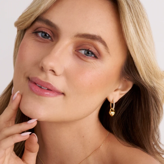 eleganta och gnistrande med Cubic Zirconia