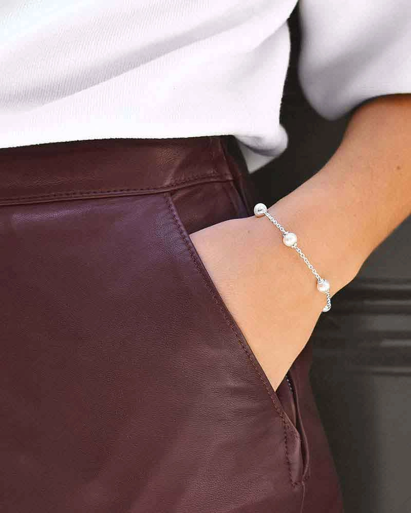 Le Pearl Bracelet - Drakenberg Sjölin Armband - Snabb frakt & paketinslagning - Nordicspectra.se