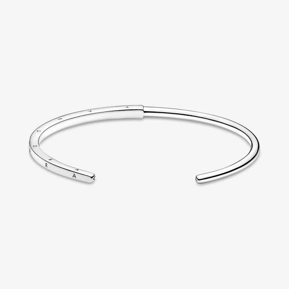 Pandora Signature I-D Avoin Rannerengas - PANDORA - Suuri valikoima & ilmainen lahjapaketointi - Nordicspectra.fi