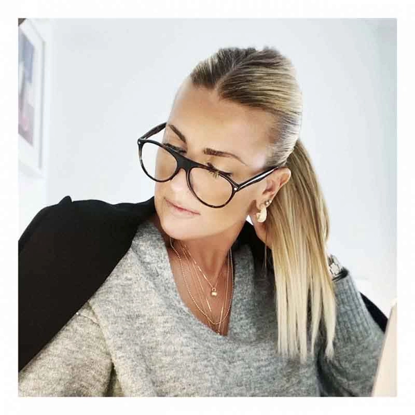 Dew Hoops Silver - Emma Israelsson - Snabb frakt & paketinslagning - Nordicspectra.se