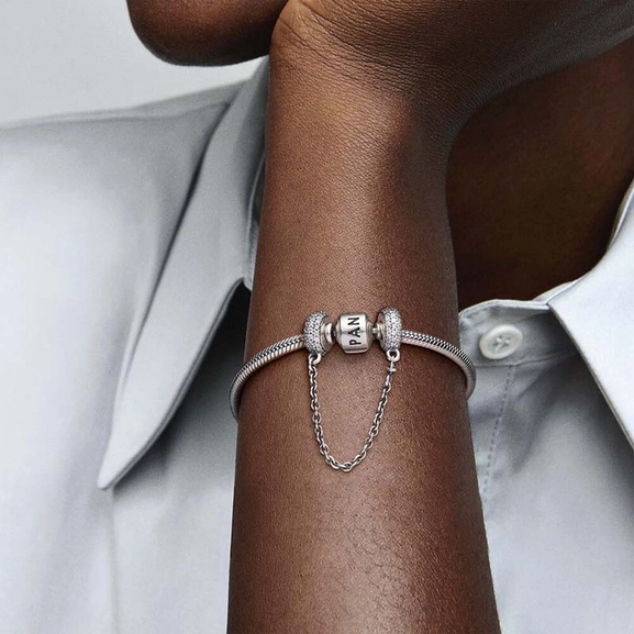 Pavé Inspiration Chain Turvaketjut - PANDORA - Suuri valikoima & ilmainen lahjapaketointi - Nordicspectra.fi