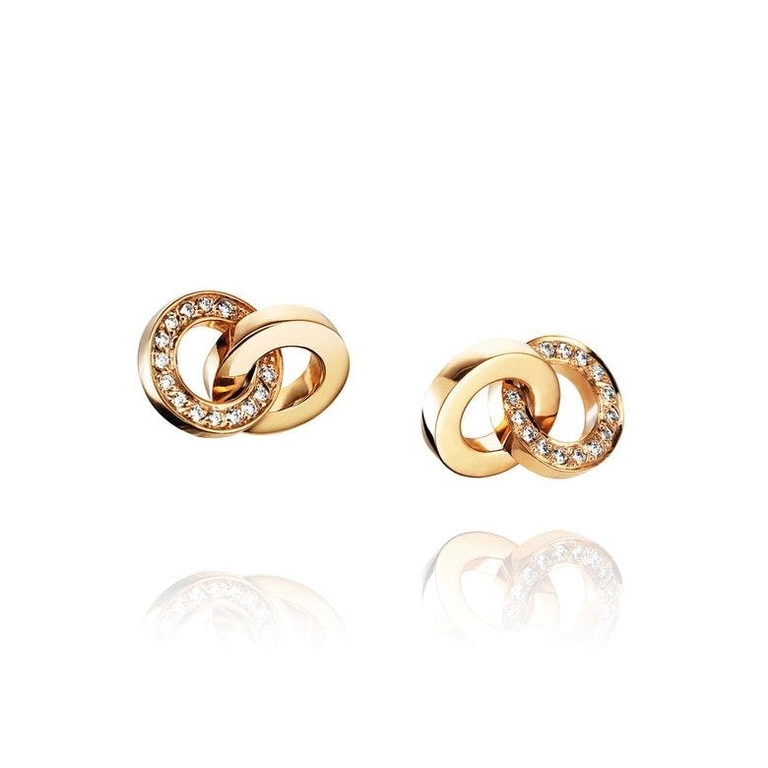 You & Me Ear Gold - Efva Attling örhängen - Snabb frakt & paketinslagning - Nordicspectra.se