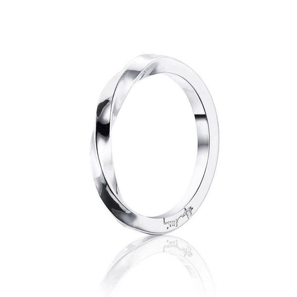 Viking Plain Ring - Efva Attling ringar - Snabb frakt & paketinslagning - Nordicspectra.se