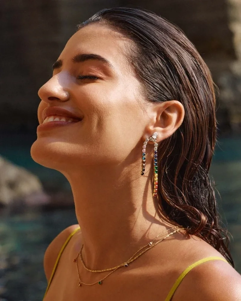 70mm shoulder dusters i 14K guldpläterat stål med färgglada cubic zirconia