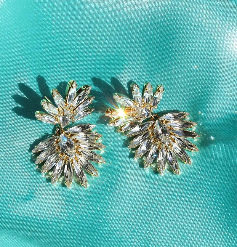Mini Cina Earrings Gold Crystal - Caroline Svedbom - Snabb frakt & paketinslagning - Nordicspectra.se
