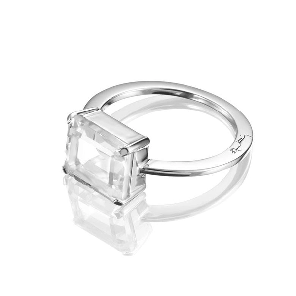 A Clear Dream Ring - Efva Attling - Suuri valikoima & ilmainen lahjapaketointi - Nordicspectra.fi