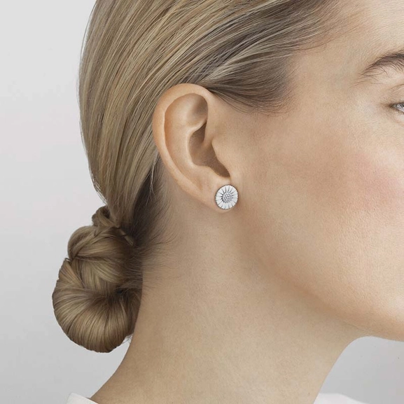 Daisy Korvakorut Hopea & Timantti - Georg Jensen - Suuri valikoima & ilmainen lahjapaketointi - Nordicspectra.fi