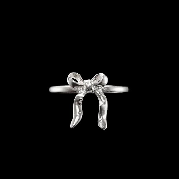 Bow Ring - Maria Nilsdotter - Schmuck im skandinavischen Design - Nordic Spectra