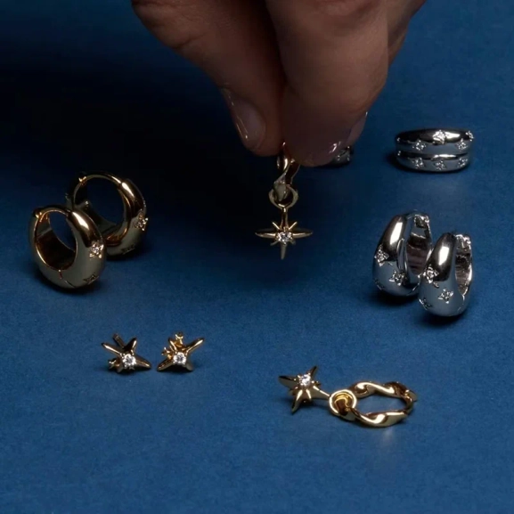 18 karaatin kullattua messinkiä