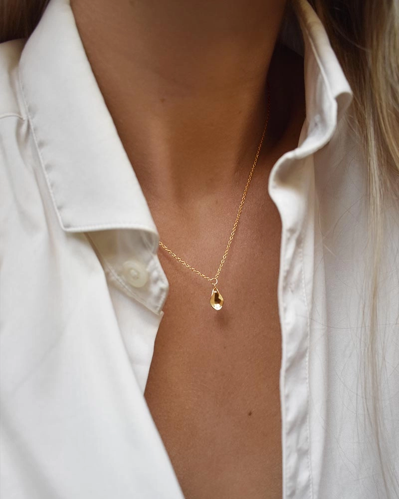 Gaias Grace Drop Necklace Gold Drakenberg Sjölin, Schneller Versand - Nordicspectra.de