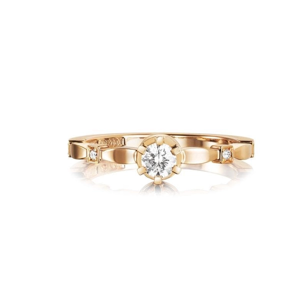 Forget Me Not Star Ring Gold - Efva Attling ringar - Snabb frakt & paketinslagning - Nordicspectra.se