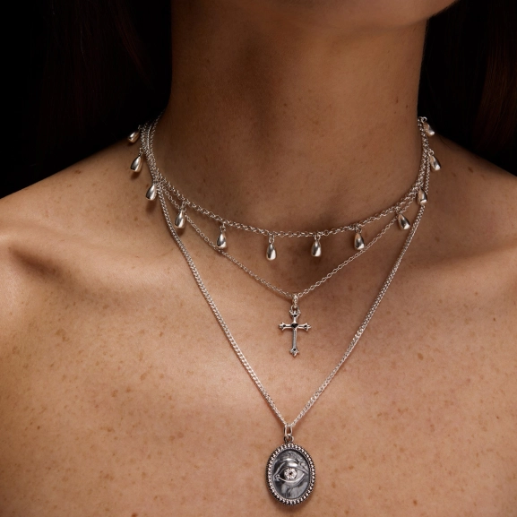 inspiraationa Maria Nilsdotterin "The Tale of The Gargoyle".