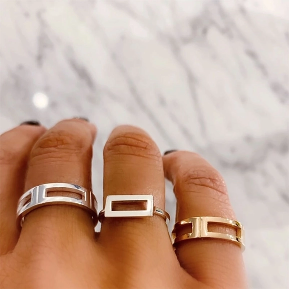 Fenestra Ring Thin Silver - Emma Israelsson - Snabb frakt & paketinslagning - Nordicspectra.se