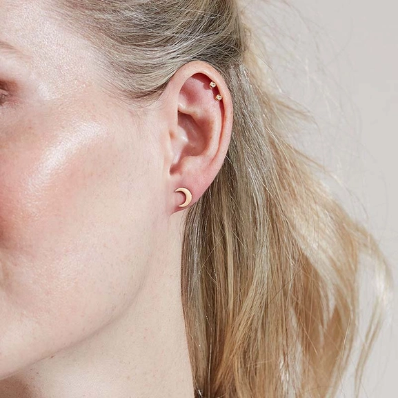 Bright Night Studs Gold - Edblad - Snabb frakt & paketinslagning - Nordicspectra.se
