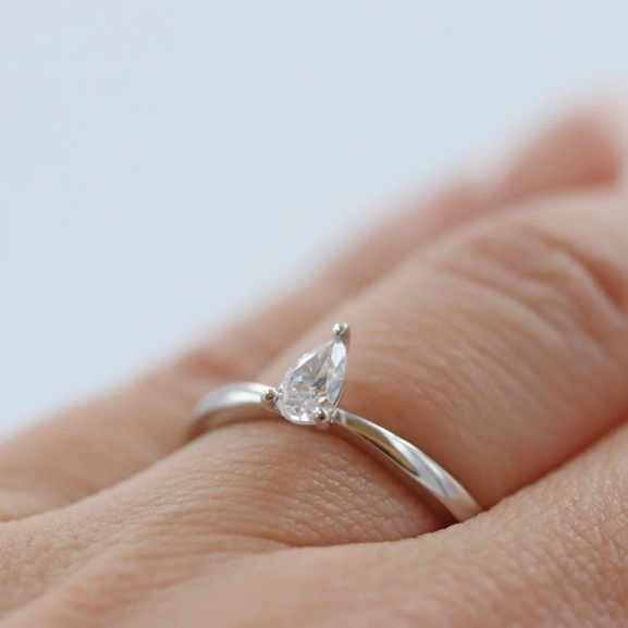 North036 Platina - Vigsel- & förlovningsringar - Schalins - Fri storleksändring* - Nordic Spectra