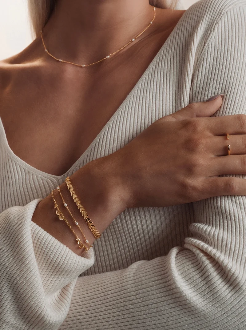 Layers Olivia Bracelet Gold - Syster P - Snabb leverans & Gratis paketinslagning - Nordic Spectra