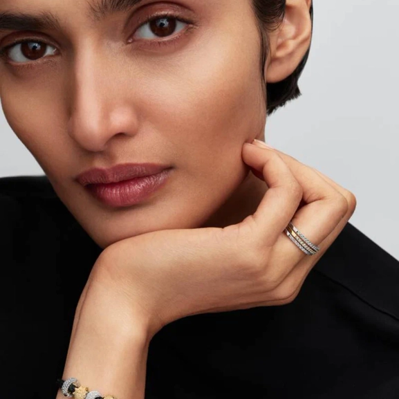 päällystetty 14 karaatin kullalla.