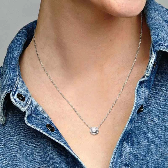 Round Sparkle Halo Halsband - PANDORA - Snabb frakt & paketinslagning - Nordicspectra.se