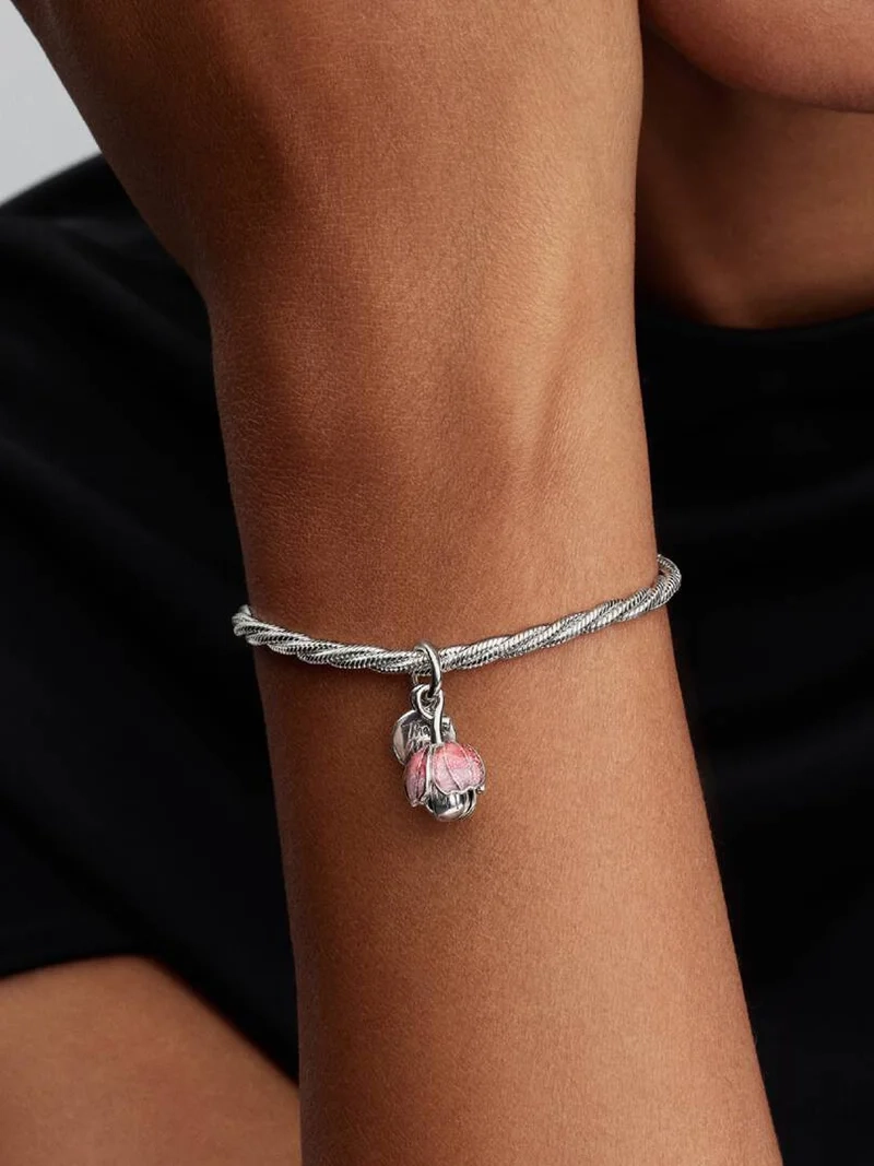 graviert mit „Thank you“.