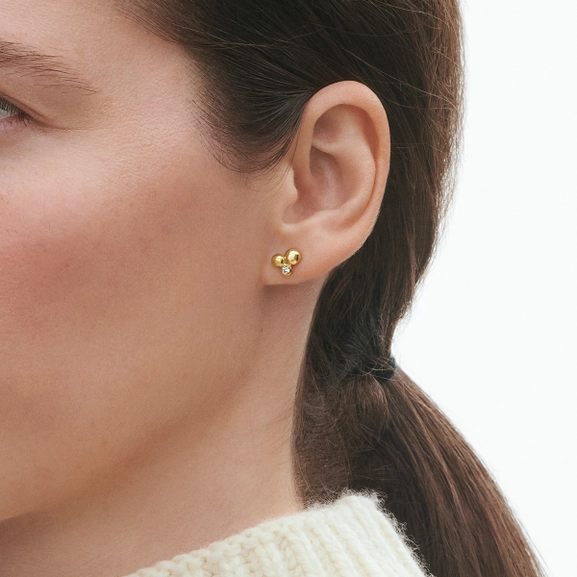 GJ_SS25_ECOM_SHOOT_MOONLIGHT_GRAPES_EARRING_20000663 (2)