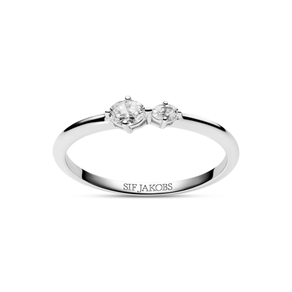 Ovale Due ring i silver med två cubic zirconia-stenar från Sif Jakobs