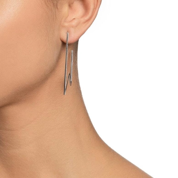 Women Power Earrings - Efva Attling örhängen - Snabb frakt & paketinslagning - Nordicspectra.se