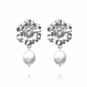 Blossom Pearl Earrings i rhodiumpläterad mässing med högkvalitativa kristaller