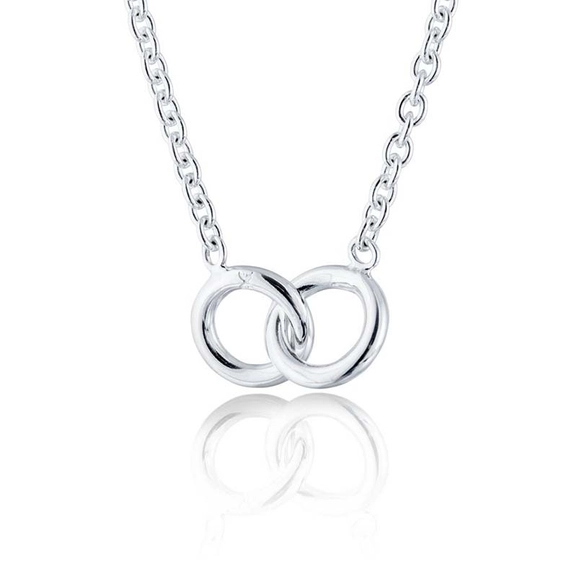 The Knot Halsband - Carolina Gynning Halsband - Snabb frakt & paketinslagning - Nordicspectra.se